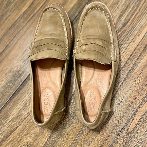 Sperry Topsider Seaport Penny Loafer Olive Green Women’s Size 7 Preppy Casual - Picture 6 of 9